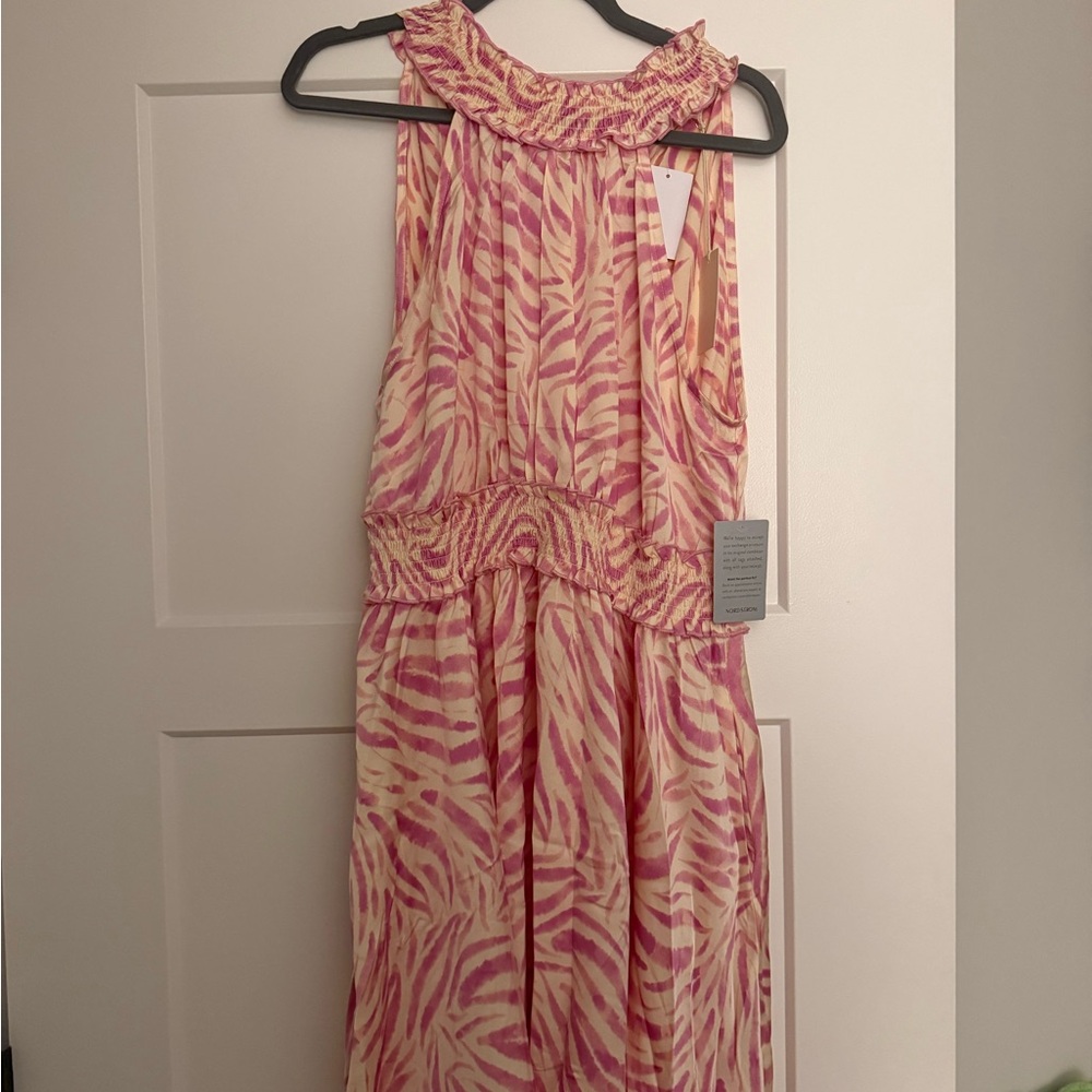 MELLODAY Pink and Cream Zebra Print Dress
